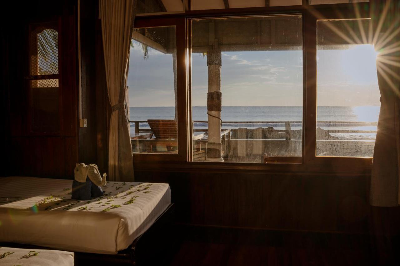 Lagoon Ngapali Beach Lodge Buitenkant foto